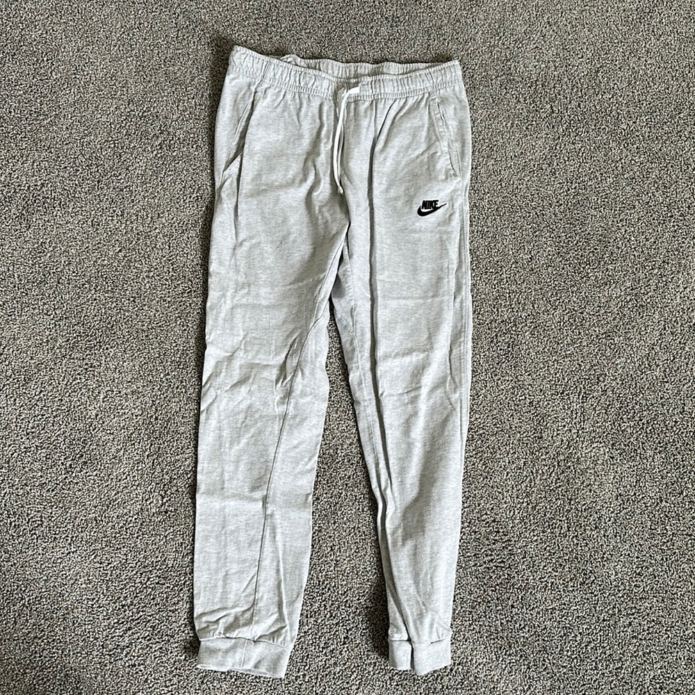 Nike Men’s joggers